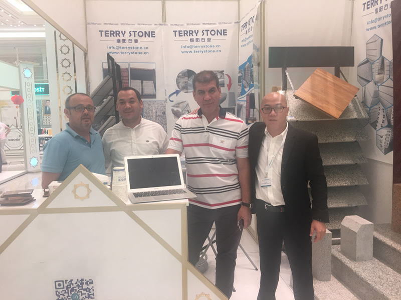 Right stone for Turkmen construction Show